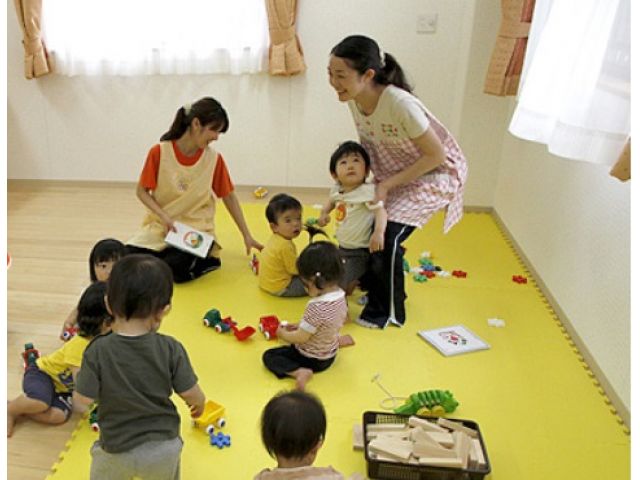 にじいろ保育園向島