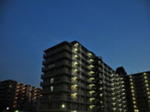 定員100名の老人保健施設 【神戸市北区唐櫃台】