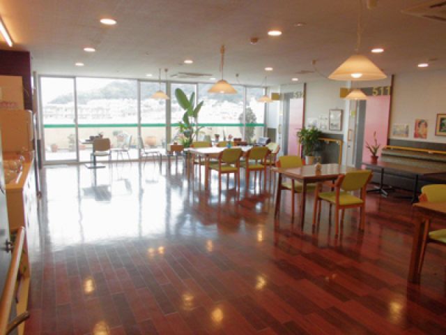 小倉北区 住宅型有料老人ホーム ≪入所者の健康管理・未経験も安心≫