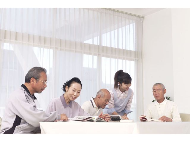 《葛西駅/徒歩5分圏内の有料老人ホームで派遣看護師募集》