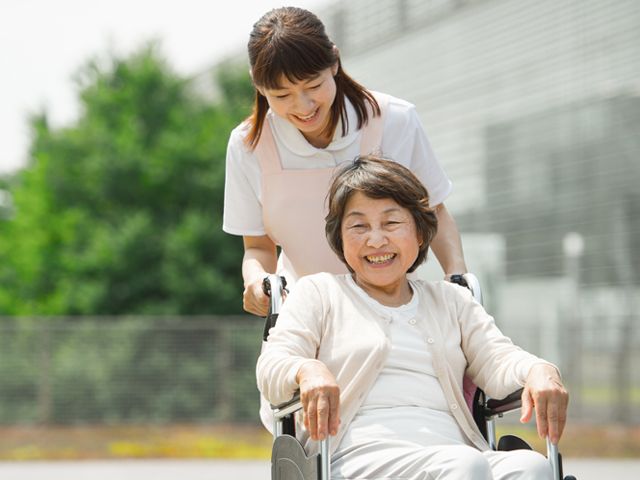 【埼玉県越谷市】介護老人保健施設/看護師