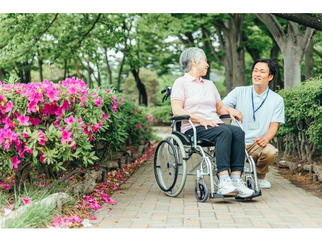 �y��_���{�w����k��8���z���{