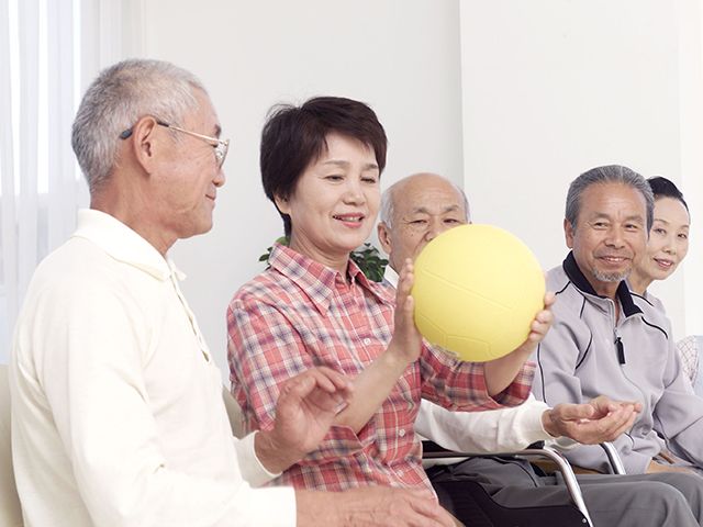 �y�Y�a�w����k��10���z��ÓI�P�A��/�f�C�T�[�r�X/�y���j�x��