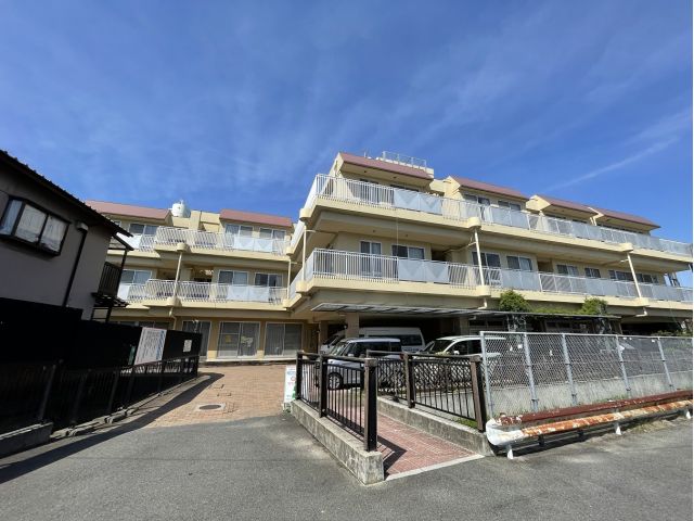 �Љ���@�l���炵�̃n�[���j�[�@���V�l�ی��{�݃n�[���j�[����