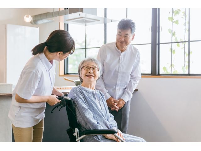 �p�i�\�j�b�N�G�C�W�t���[������Ё@�G�C�W�t���[�P�A�Z���^�[�璹