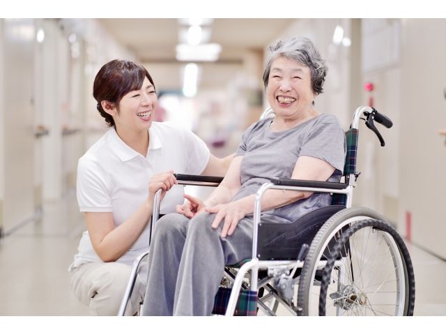 愛の家みらい看護小規模多機能 四季の森公園