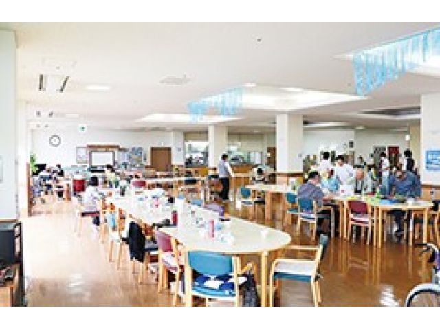 未経験、ブランクある方も勤務可能な介護老人保健施設