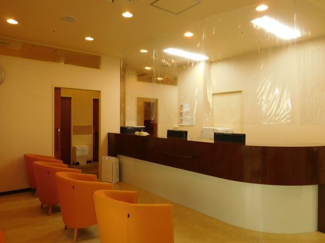 ���l�s����E���ȃN���j�b�N